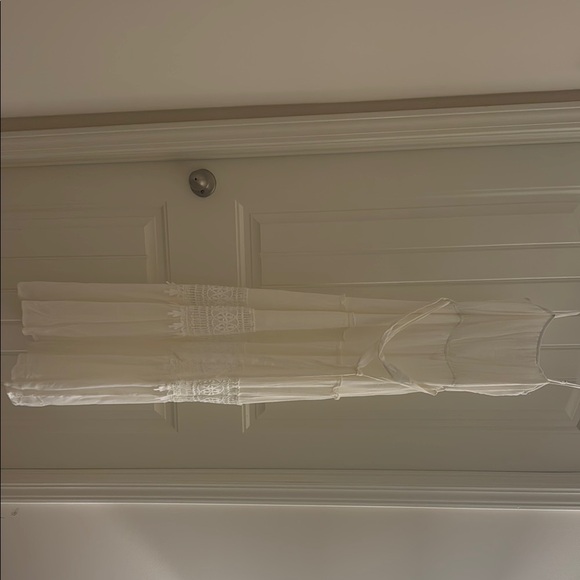 Dresses & Skirts - Elegant Cream Maxi Dress